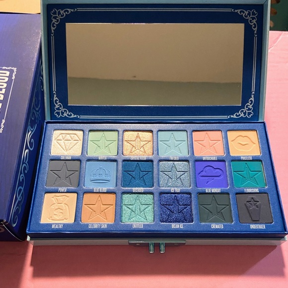 JEFFREE STAR Cosmetics BLUE BLOOD Eyeshadow Palette Makeup NEW IN BOX CASE - Picture 4 of 16